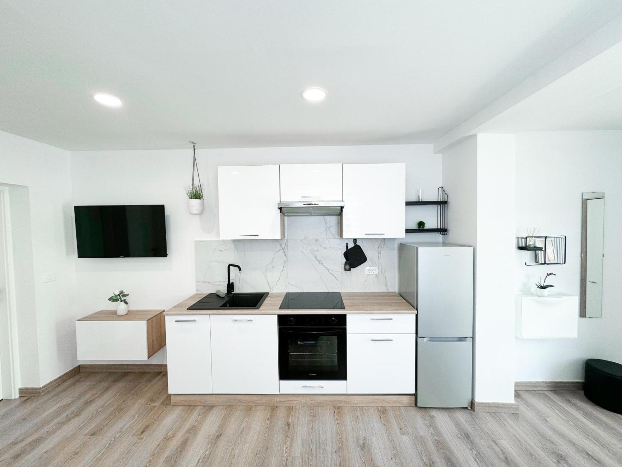 The Pinot'S Apartments Копер Экстерьер фото